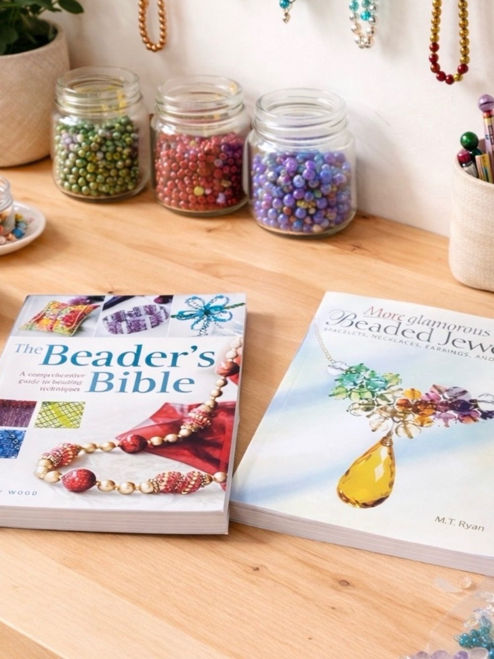 The Beader’s Bible + More Glamorous Beaded Jewelry Craft Books Set